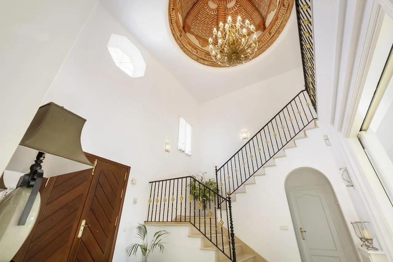 Villa La Quinta 5 Bedroom Villa With Heated Pool San Pedro de Alcántara