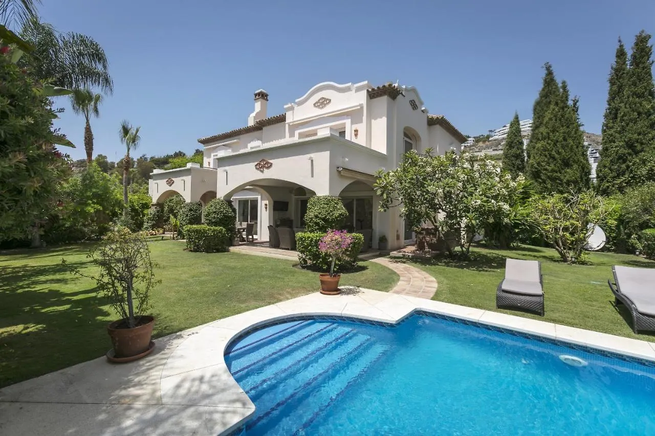Villa La Quinta 5 Bedroom Villa With Heated Pool San Pedro de Alcántara 0*,