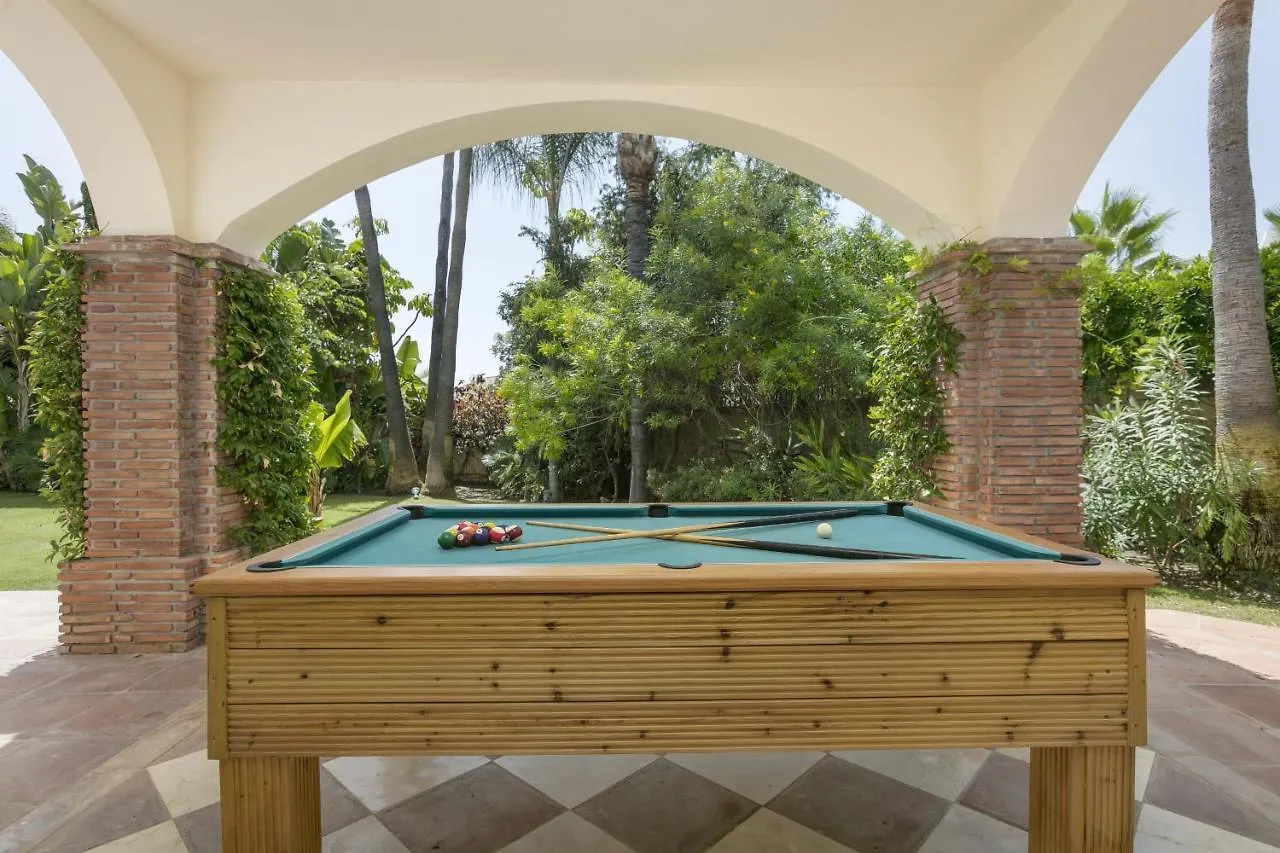 Villa La Quinta 5 Bedroom Villa With Heated Pool San Pedro de Alcántara