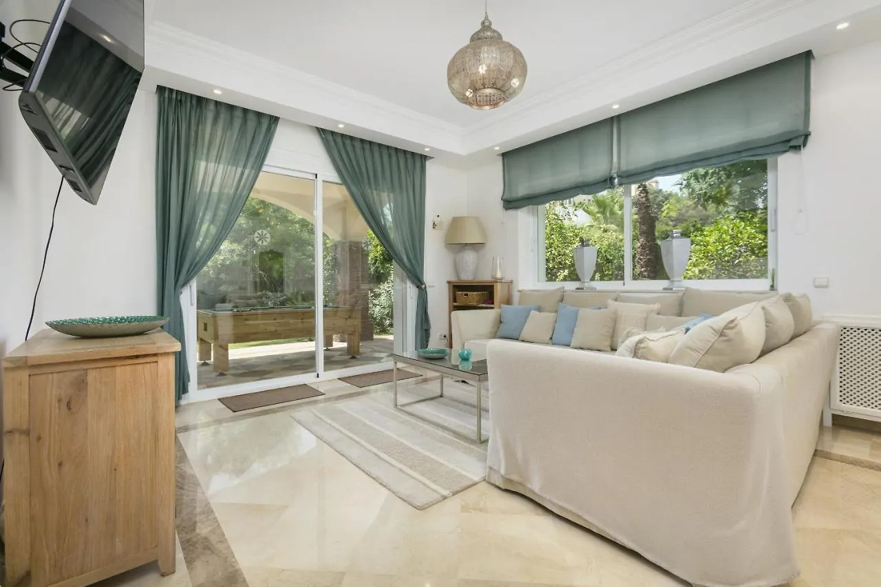 Villa La Quinta 5 Bedroom Villa With Heated Pool San Pedro de Alcántara